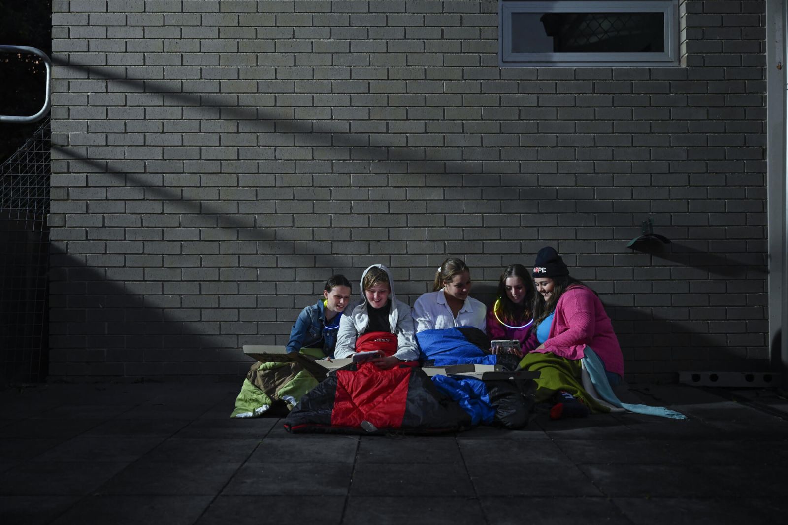 two attendees of a Salvos Sleepout