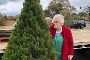 Celebrating the love and legacy of the 'Christmas Tree lady'
