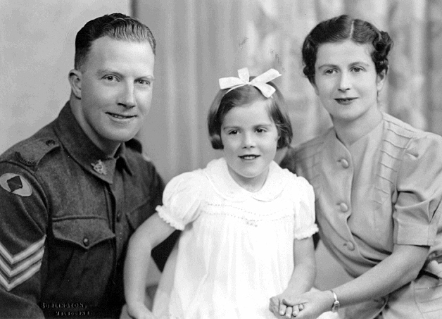 Arthur Gullidge with his family